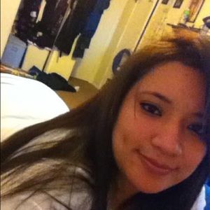 Meet your Posher, Ana