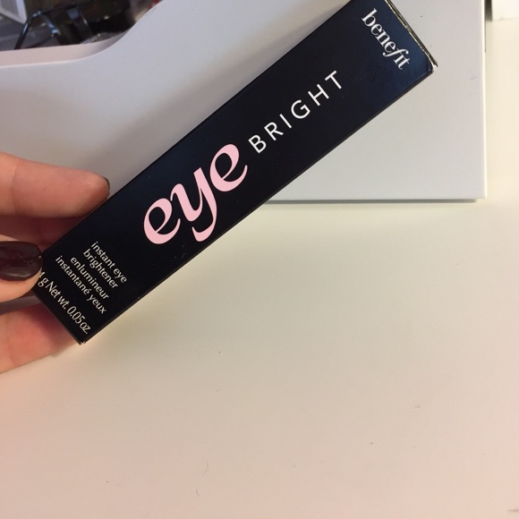 Benefit eye bright & benefit cosmetic case & tarte