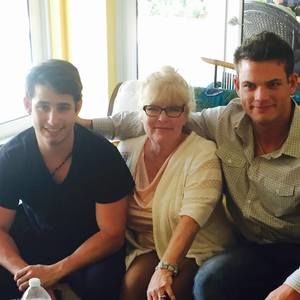 Meet your Posher, Lex