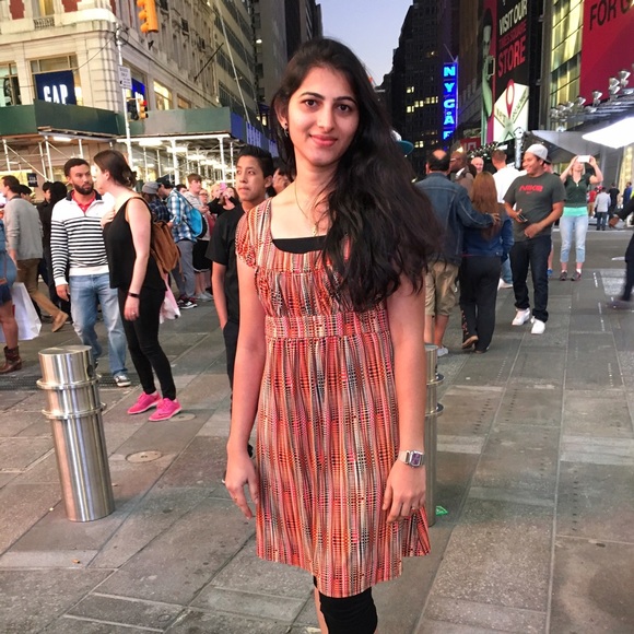 Meet your Posher, Harika