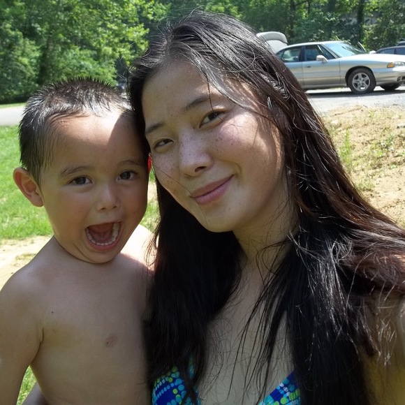 Meet your Posher, Aya