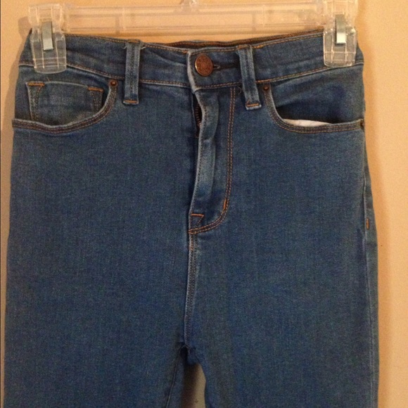 BDG Jeans - Picture 2 of 3