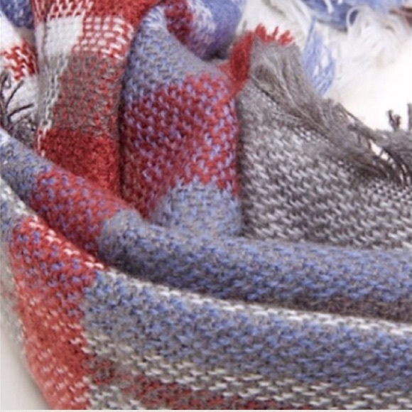 🌻 Fringe Plaid Infinity Scarf - Picture 2 of 3