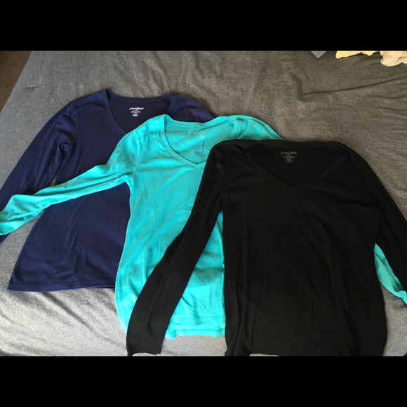Old Navy perfect V long sleeve shirts