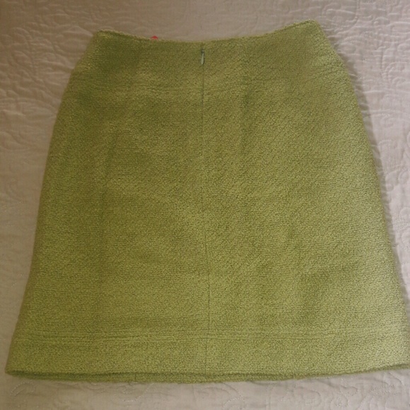 Chanel Tweed Skirt - Picture 4 of 4