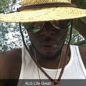 Meet your Posher, Mj