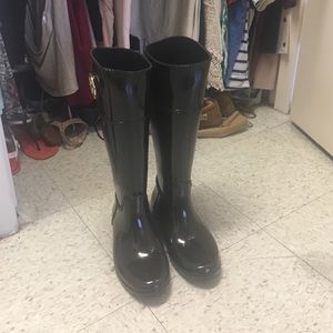 Brand new brown MK rainboots!