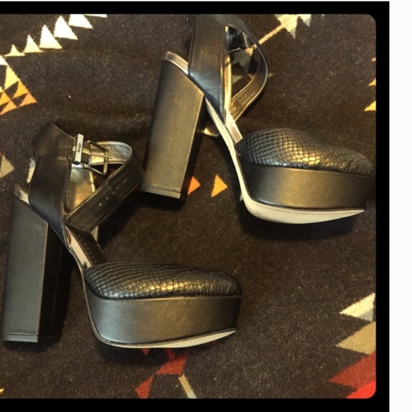 Sam Edelman platforms