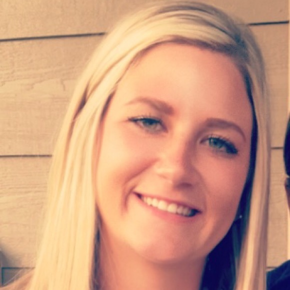 Meet your Posher, Carly