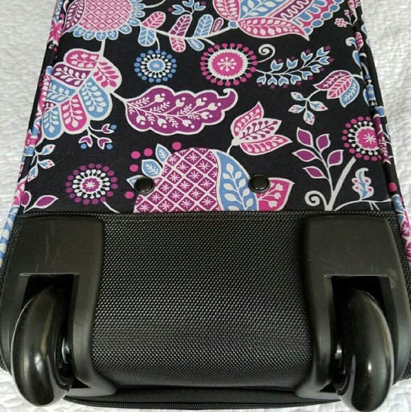 **SOLD** Lighten Up Wheeled Carry On Alpine Floral - Picture 4 of 4