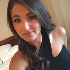 Meet your Posher, Jeanine