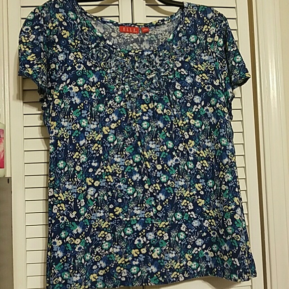 Flowery blue top