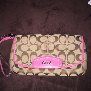 COACH large wristlet