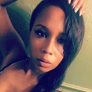 Meet your Posher, Roselyn