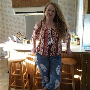 Meet your Posher, Joy