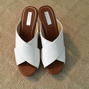 Jessica Simpson Wedges