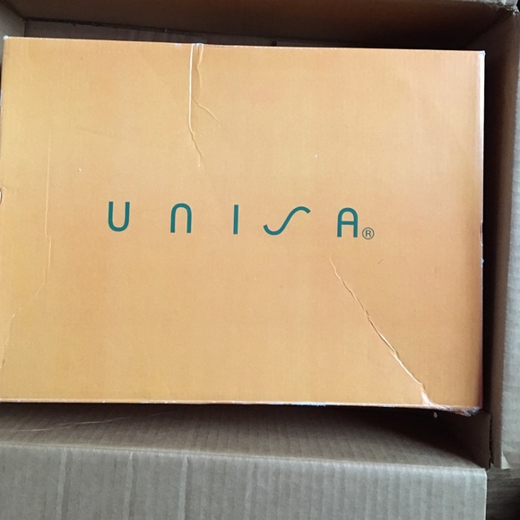 Unisa Knee high suede boots