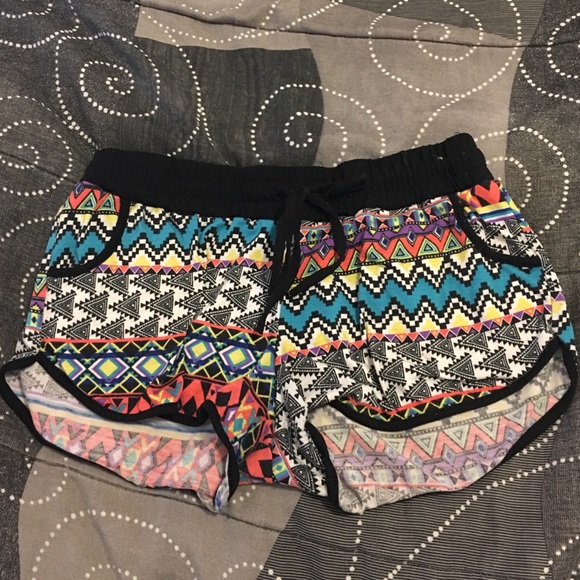 Short tribal loose fabric shorts!(: