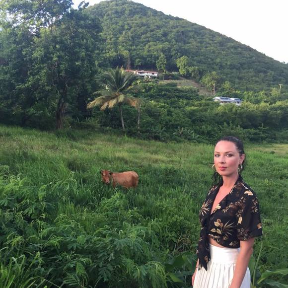 Meet your Posher, Vicka