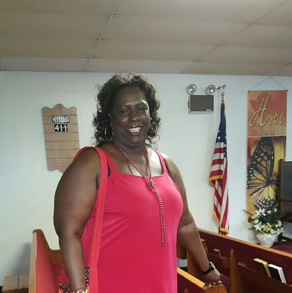 Meet your Posher, Phyllis - Picture 1 of 1