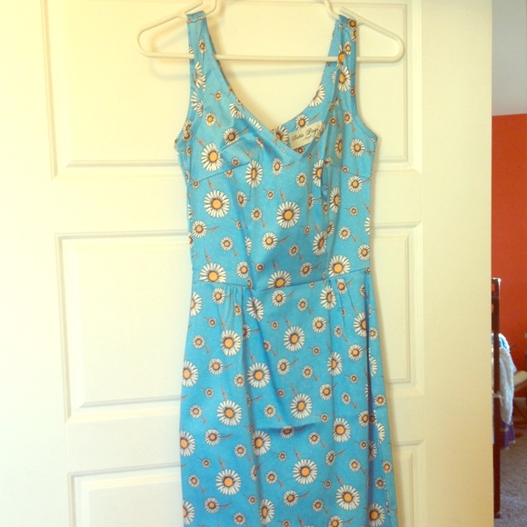 Bettie Page by Tatyana Daisy Wiggle Dress