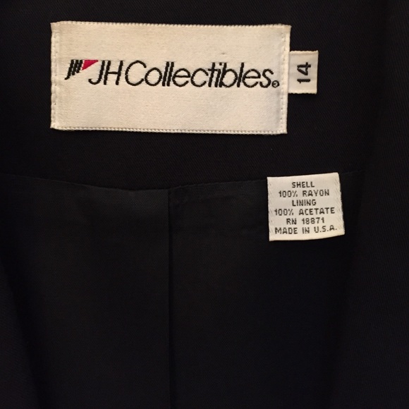 Black blazer - Picture 2 of 3