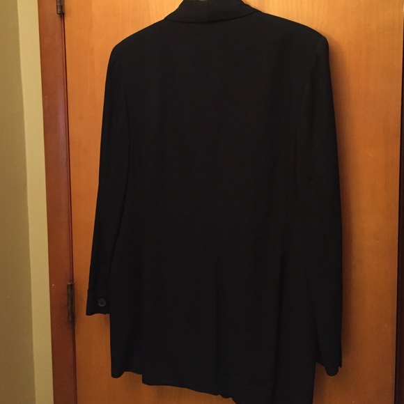 Black blazer - Picture 3 of 3