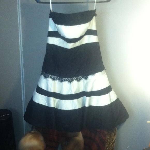 Jessica McClintock dress. Never worn.