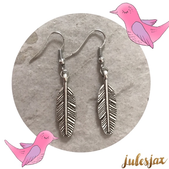 Jewelry - Silver feather earrings