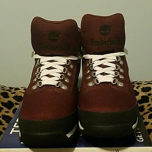 Men's burgundy Timbaland boots
