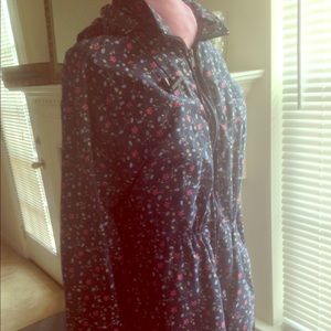 Rain coat 100% nylon