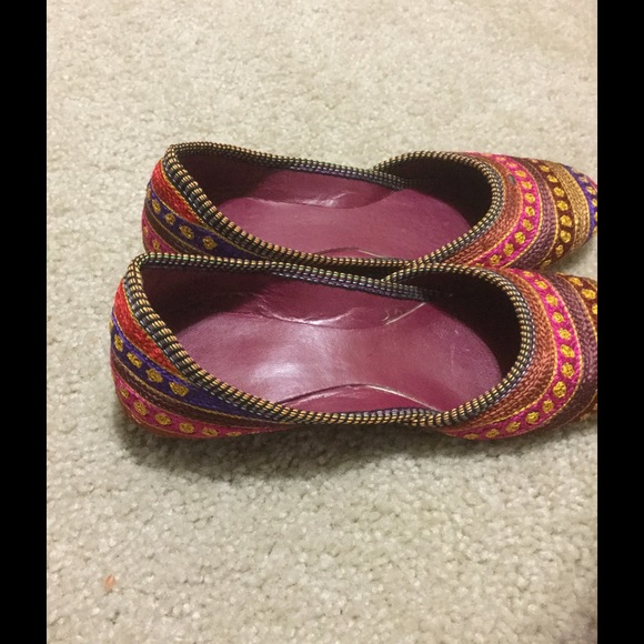 Beautiful jaipuri sandals - Picture 3 of 4