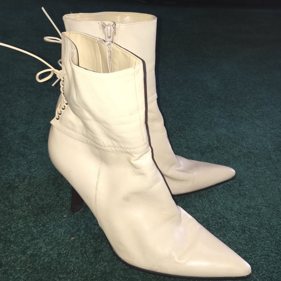 Nine West Daniela corset booties