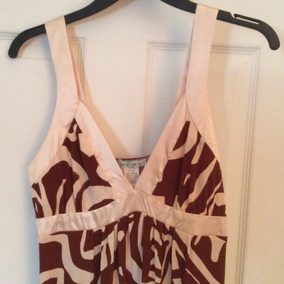 🎀Maxi Dress Abstract Print Cream & Brown🎀🎀 - Picture 3 of 4