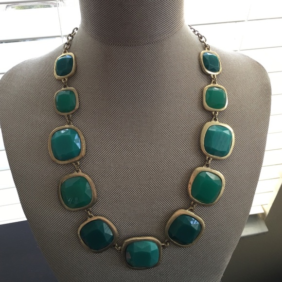 Francesca's Green Square Statement Necklace