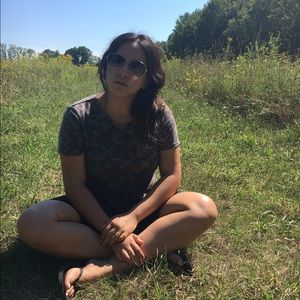 Meet your Posher, Jasmine