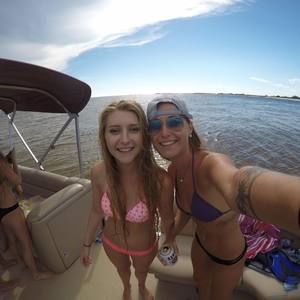 Meet your Posher, Jenn