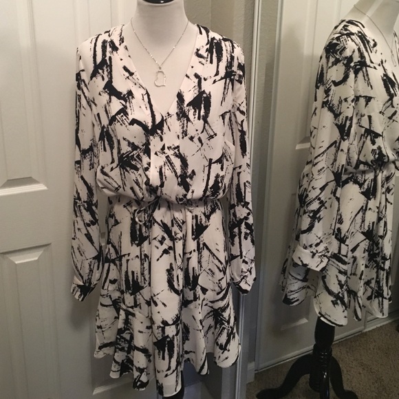 White House Black Market Dresses & Skirts - Print Dress