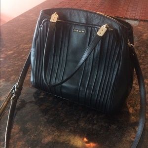 100% authentic coach hand bag.