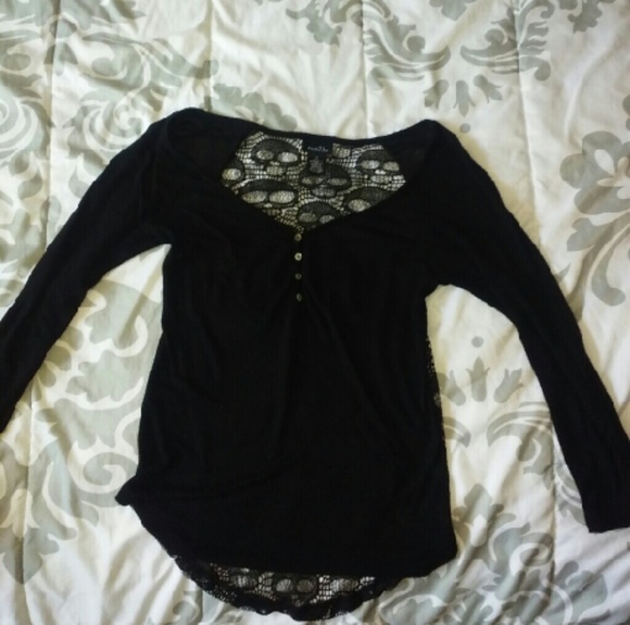 Shirt - Picture 1 of 3