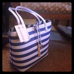 Naturalizer Reversible Purse