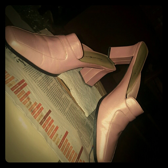 Mule pink shoe