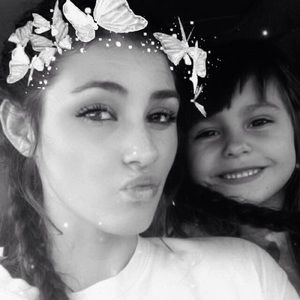 Meet your Posher, Mikala