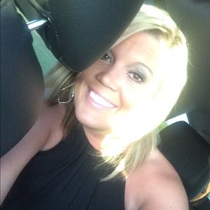 Meet your Posher, Amber