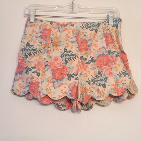 Floral high waisted shorts
