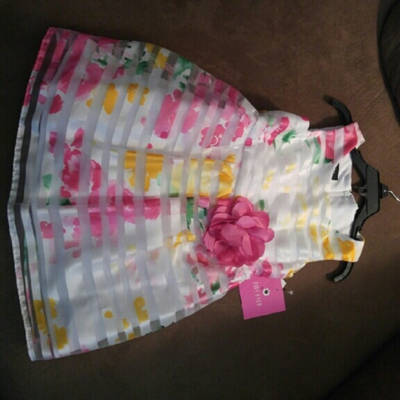White flower dress size 4T