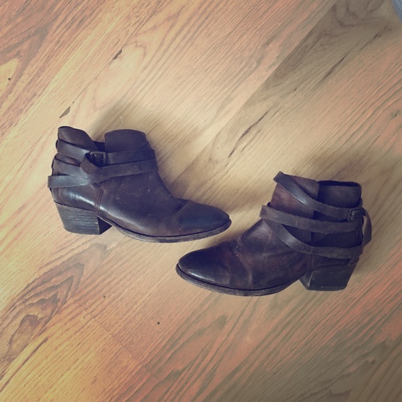 H by Hudson booties