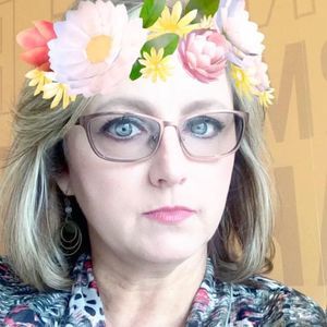 Meet your Posher, Marianne