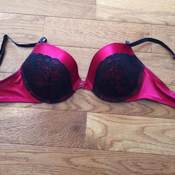 Frederick's lace bra