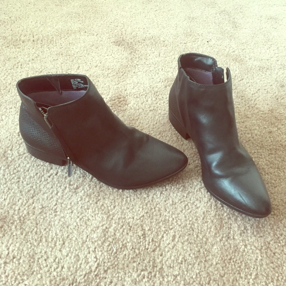 White Mountain Black Booties